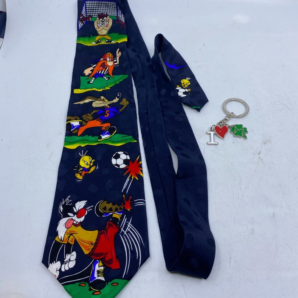 Looney Tunes Mania Soccer Tie